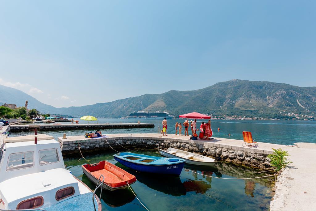 Celine'S Place By The Sea Kotor Extérieur photo
