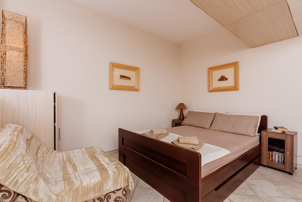 Celine'S Place By The Sea Kotor Extérieur photo