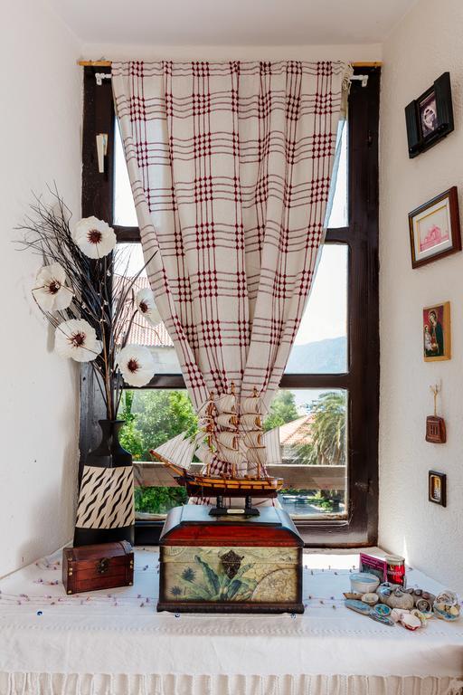 Celine'S Place By The Sea Kotor Extérieur photo