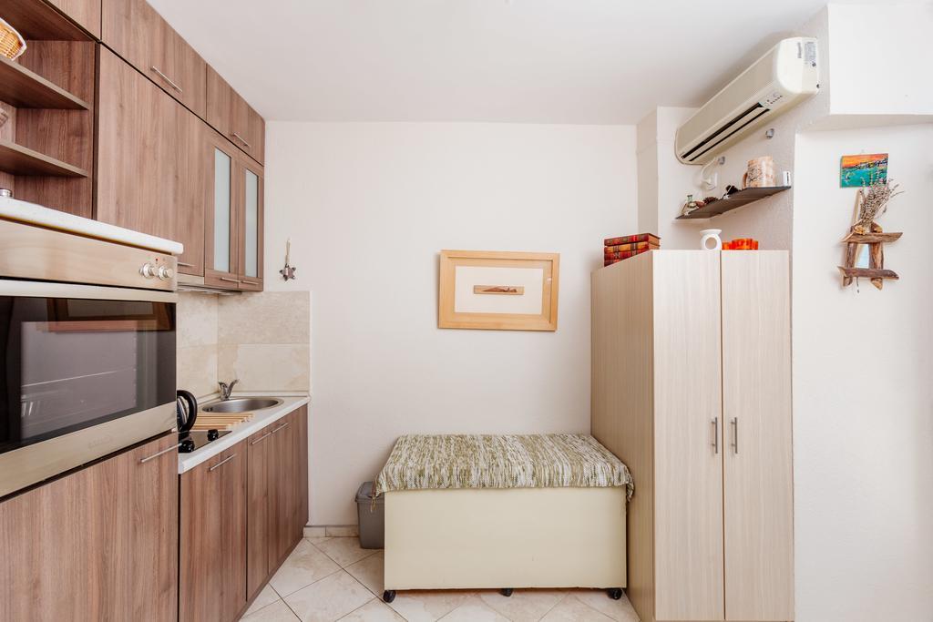 Celine'S Place By The Sea Kotor Extérieur photo