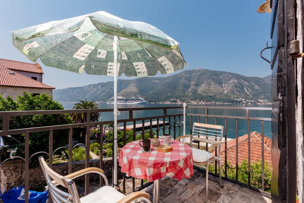 Celine'S Place By The Sea Kotor Extérieur photo