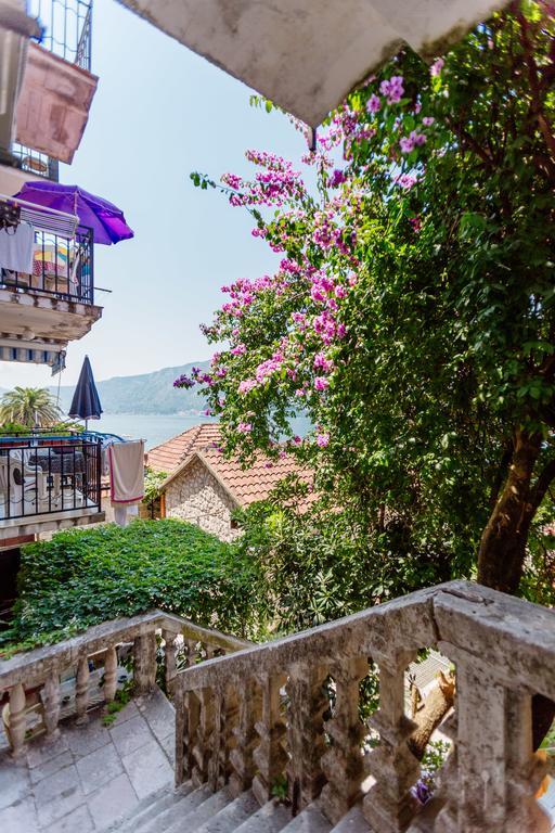 Celine'S Place By The Sea Kotor Extérieur photo